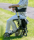 Rollator mit Sitz