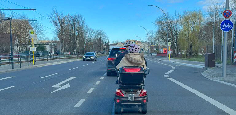 Elektromobil Test: Die 8 besten Senioren Scooter im Vergleich